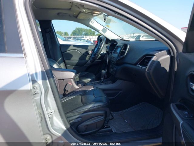 1C4PJLLB1KD221189 Jeep Cherokee Latitude Plus
