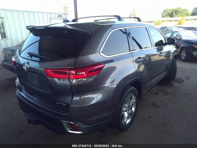Toyota Highlander Limited 2017 5TDDZRFH3HS378332 Image 10