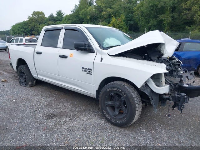 RAM 1500 Classic Tradesman 2020 3C6RR7KG7LG290907 main image