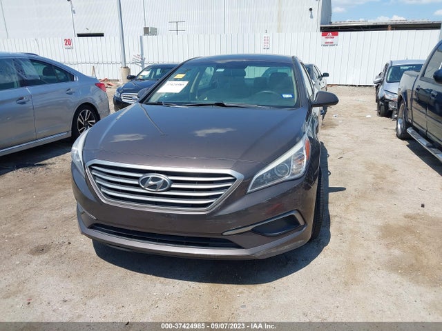 Hyundai Sonata 2.4l 2017 5NPE24AF1HH563566 Image 12