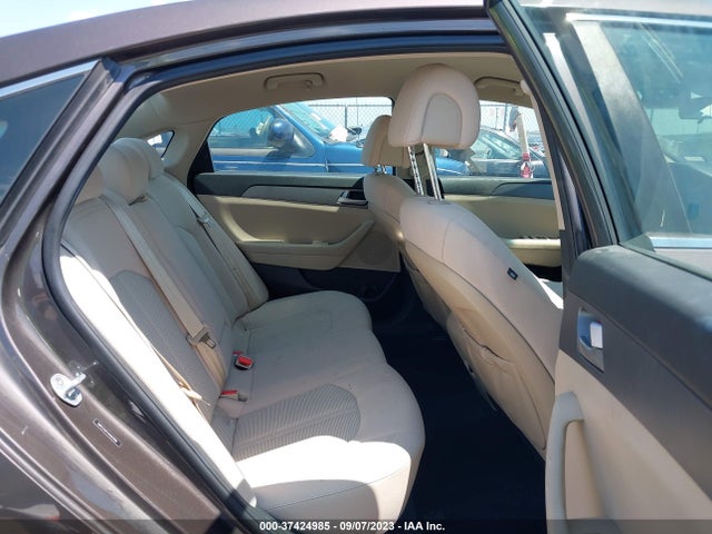 Hyundai Sonata 2.4l 2017 5NPE24AF1HH563566 Image 8