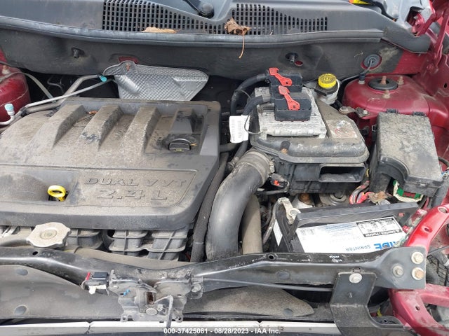 1C4NJCEB0HD197982 Jeep Compass Latitude