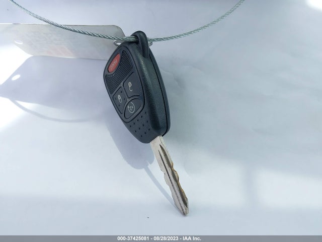 1C4NJCEB0HD197982 Jeep Compass Latitude