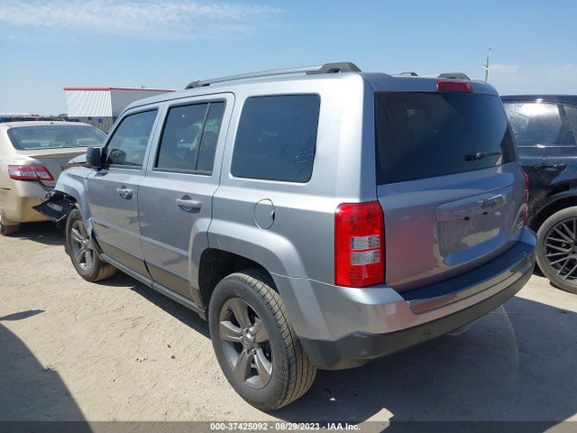 1C4NJPBA0GD642433 Jeep Patriot Sport Se