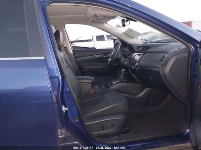 2019 NISSAN ROGUE 5N1AT2MT6KC795371 Photo 4