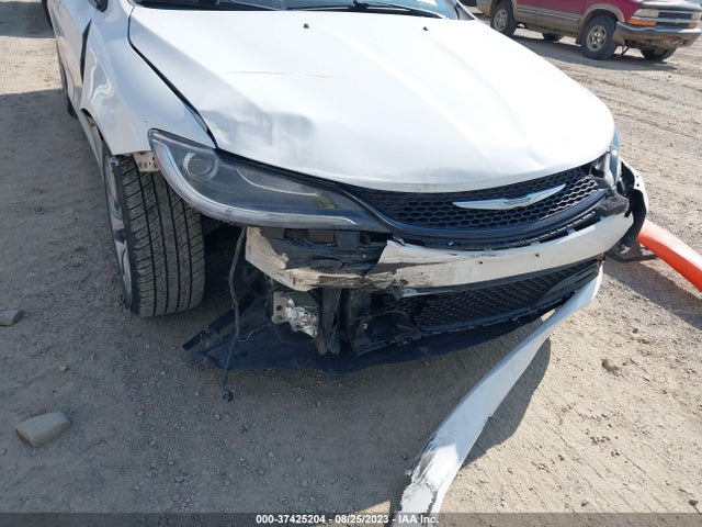 Chrysler 200 S 2015 1C3CCCBB2FN550658 Image 6