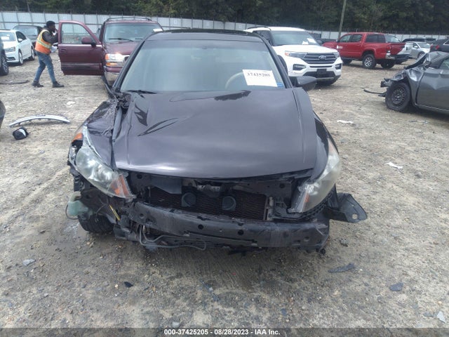 2011 HONDA ACCORD SDN EX-L VIN: 1HGCP2F81BA018670