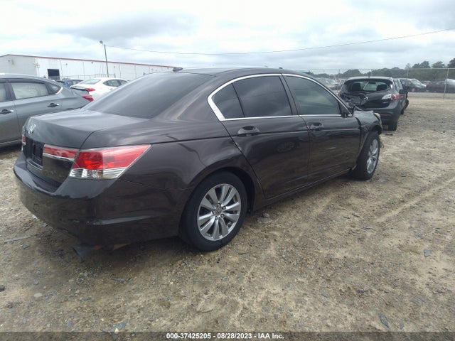 2011 HONDA ACCORD SDN EX-L VIN: 1HGCP2F81BA018670