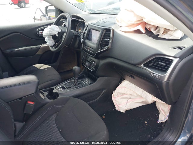 1C4PJLCB2LD654716 Jeep Cherokee Latitude