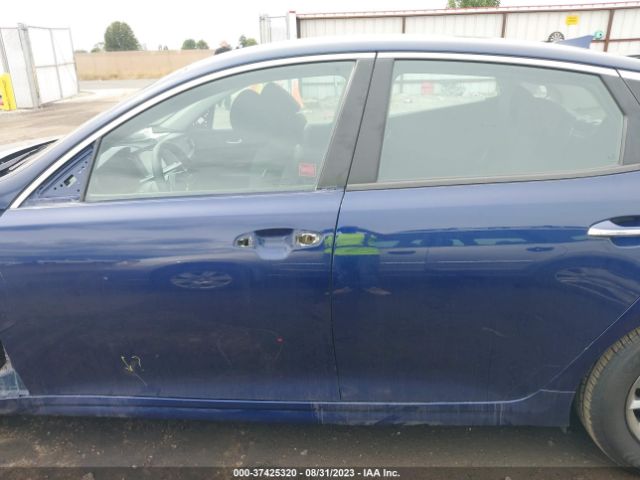 5XXGT4L32KG371598 KIA Optima Lx