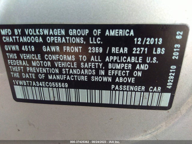 1VWBT7A34EC055569 Volkswagen Passat Se W/sunroof