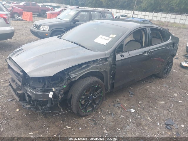 3FA6P0HD8LR121835 Ford FUSION SE