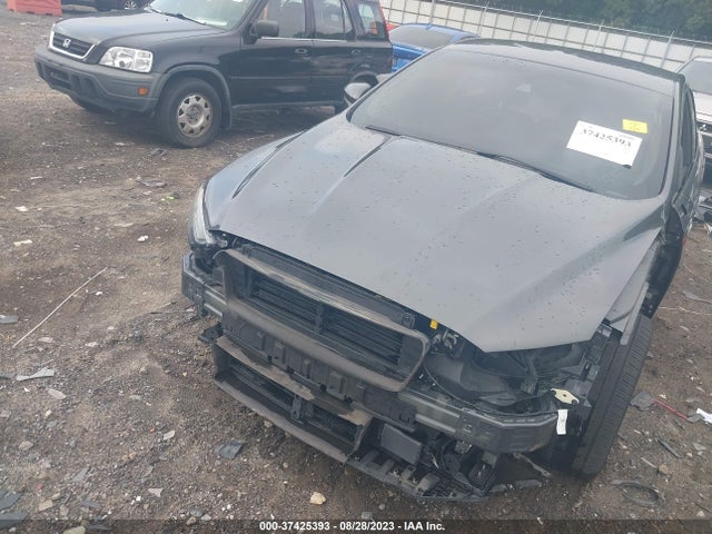 3FA6P0HD8LR121835 Ford FUSION SE
