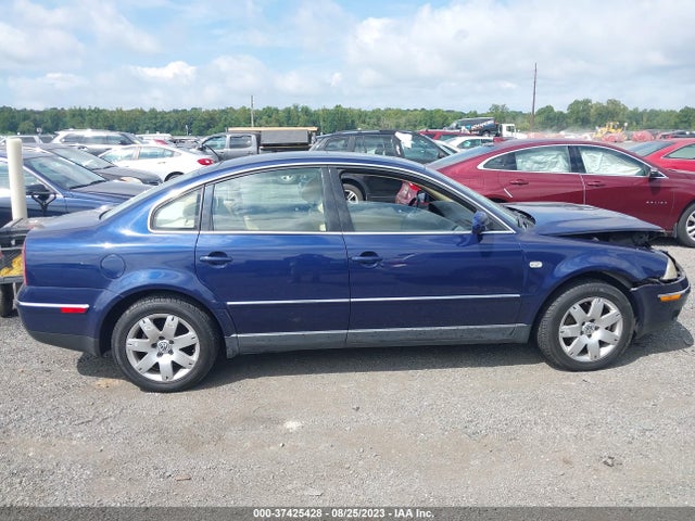 2002 VOLKSWAGEN PASSAT GLX VIN: WVWTH63B92P349190