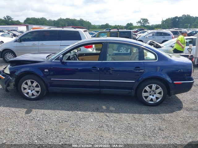 2002 VOLKSWAGEN PASSAT GLX VIN: WVWTH63B92P349190
