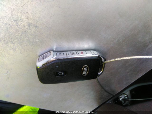 5XXG14J2XMG044806 KIA K5 LXS