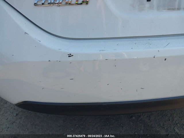 Toyota COROLLA LE 2018 5YFBURHE6JP797413 Image 6