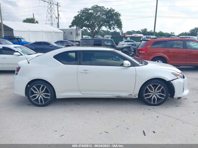 Scion TC 2016 JTKJF5C76GJ020887 Image 12