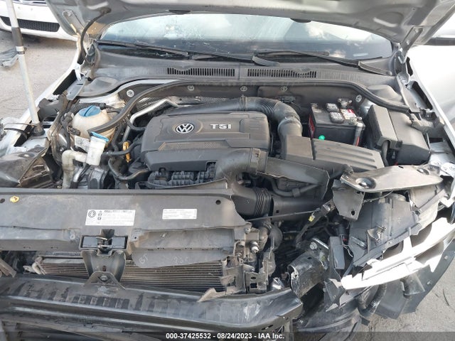 3VWD17AJ8FM339316 Volkswagen Jetta Sedan 1.8t Se W/connectivity