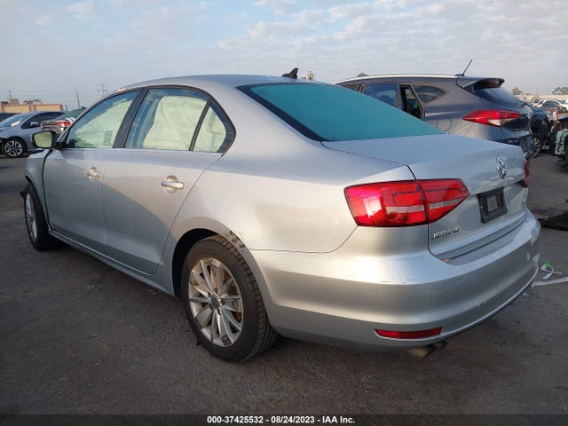 3VWD17AJ8FM339316 Volkswagen Jetta Sedan 1.8t Se W/connectivity