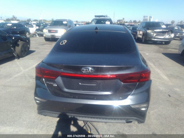 KIA FORTE FE 2019 3KPF24AD1KE063292 Image 8