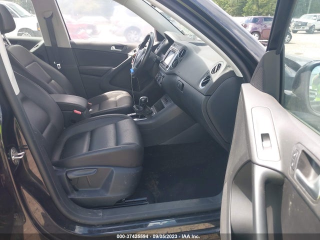 WVGAV7AX3HK014397 Volkswagen TIGUAN