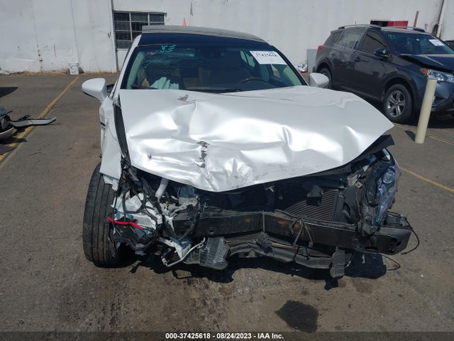 58ABK1GG9HU060590 Lexus ES