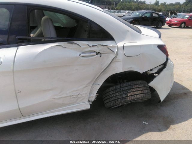 WDDSJ4GB4JN582893 Mercedes-Benz Cla Cla 250