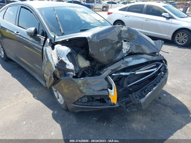 3FA6P0LU9HR358610 Ford Fusion Hybrid Se