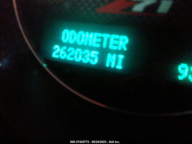 2011 GMC SIERRA 1500 SLE VIN: 3GTP2VE37BG172193