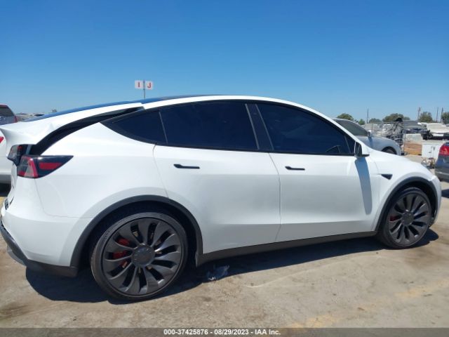 7SAYGDEF7PF763019 Tesla Model Y Performance
