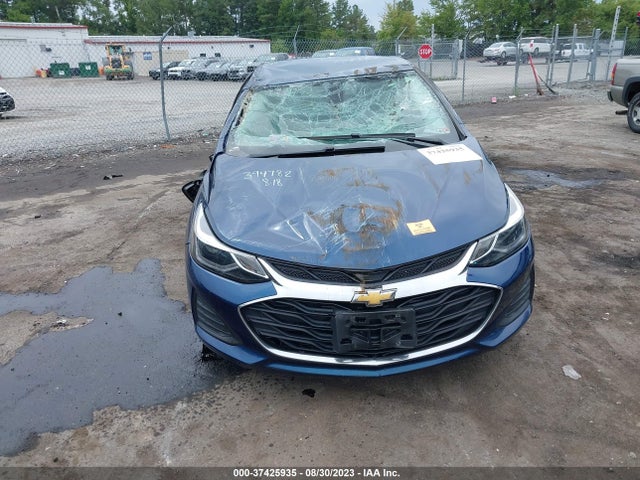Chevrolet CRUZE LT 2019 1G1BE5SM8K7135575 Image 11