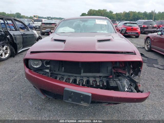 2C3CDZGG9JH120776 Dodge Challenger Gt