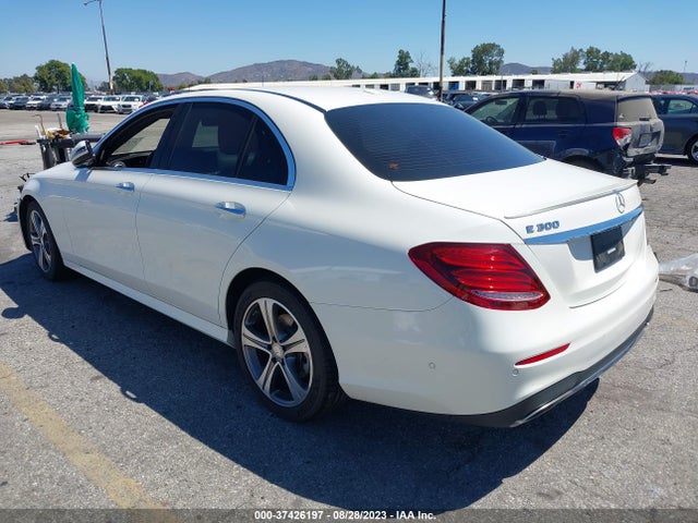 WDDZF4JB3HA121100 Mercedes-Benz E-class E 300