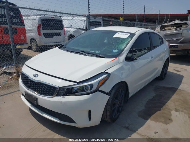 2018 KIA FORTE LX VIN: 3KPFK4A70JE229486