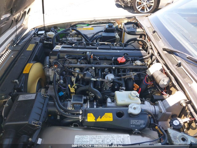 1988 JAGUAR VANDENPLAS VIN: SAJKV1645JC533361