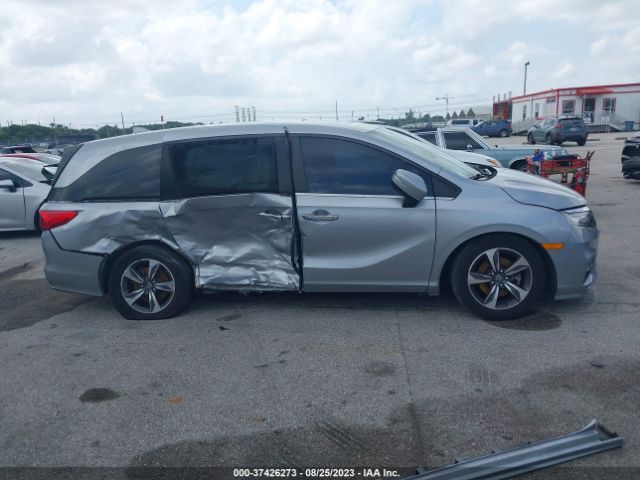 5FNRL6H82JB077516 Honda Odyssey Touring