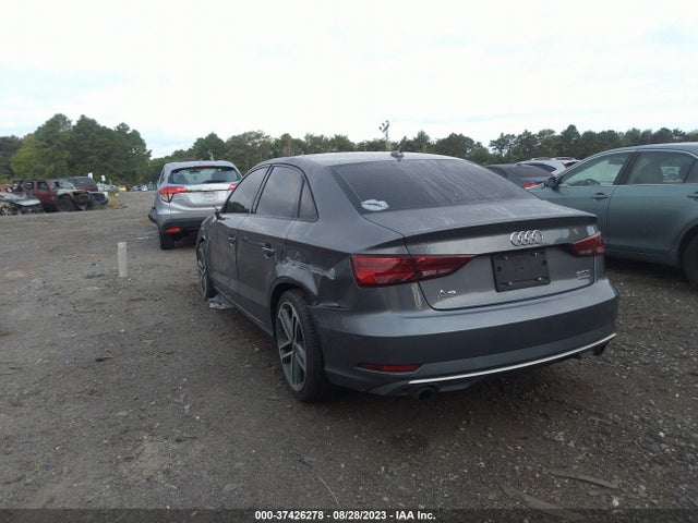 WAUB8GFFXJ1020111 Audi A3 Sedan Premium/tech Premium