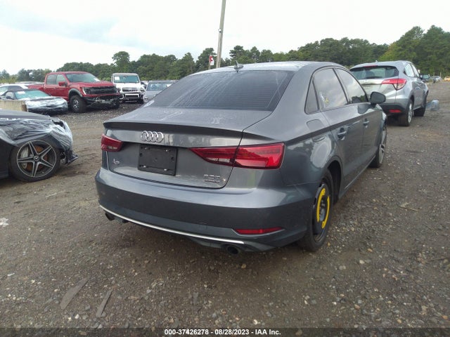 WAUB8GFFXJ1020111 Audi A3 Sedan Premium/tech Premium