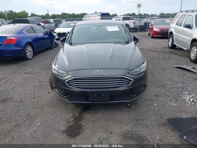 3FA6P0H75JR140592 Ford FUSION SE