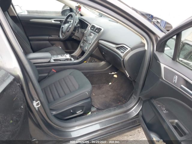 3FA6P0H75JR140592 Ford FUSION SE