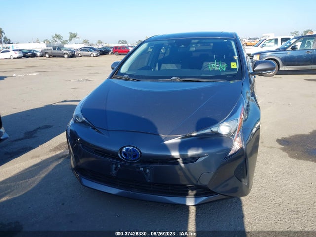 Toyota Prius Four 2016 JTDKARFU3G3012480 Image 4