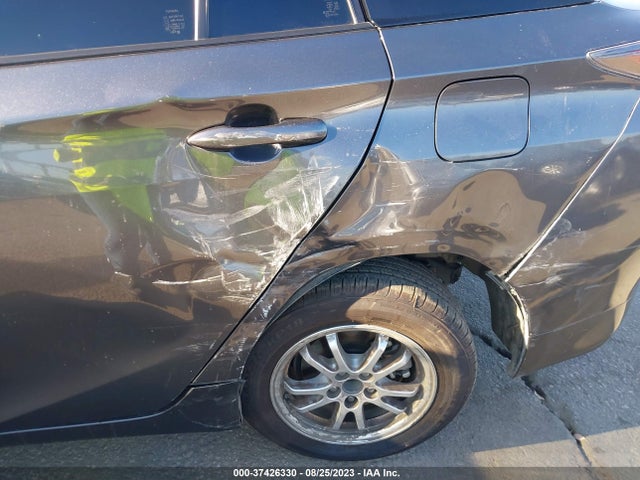 Toyota Prius Four 2016 JTDKARFU3G3012480 Image 12