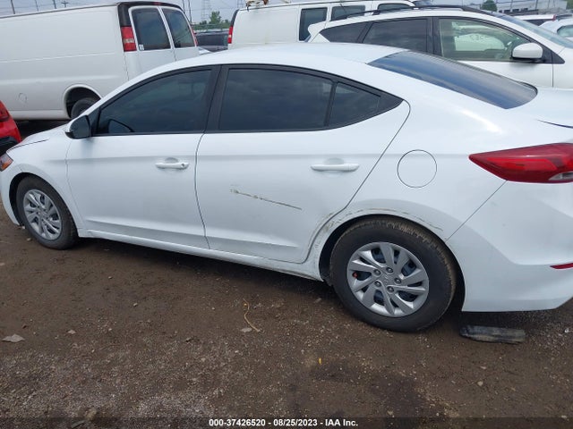 Hyundai ELANTRA SE 2018 5NPD74LF8JH228837 Image 13