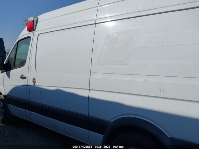 WDAPE7CD8GP197298 Mercedes-Benz SPRINTER CARGO VANS