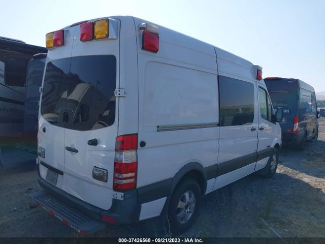 WDAPE7CD8GP197298 Mercedes-Benz SPRINTER CARGO VANS