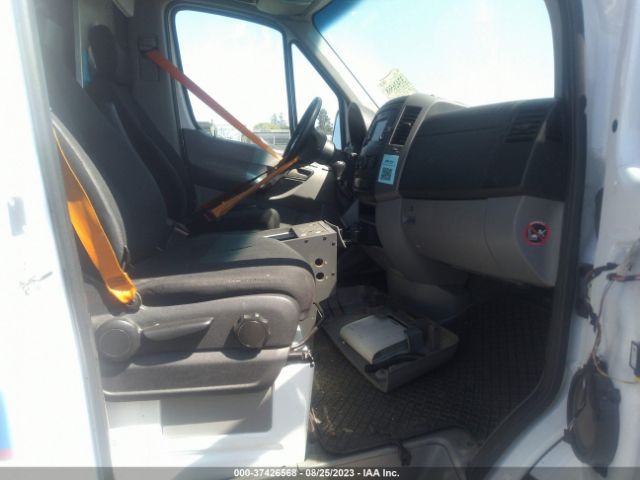 WDAPE7CD8GP197298 Mercedes-Benz SPRINTER CARGO VANS