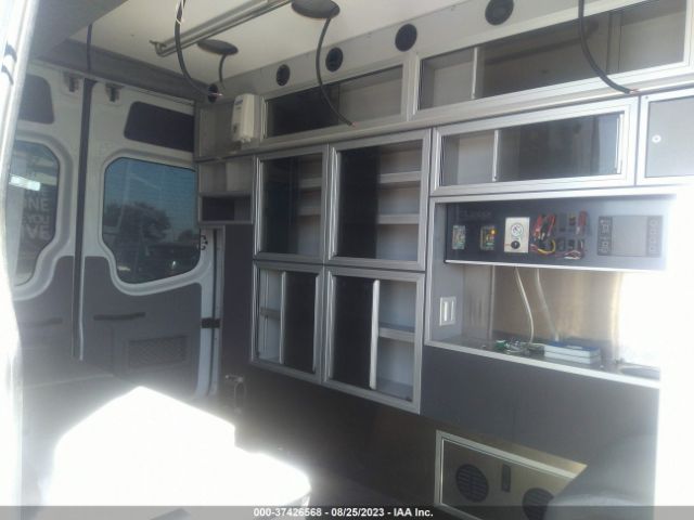 WDAPE7CD8GP197298 Mercedes-Benz SPRINTER CARGO VANS
