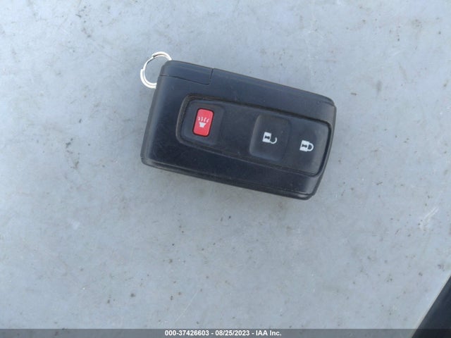 2008 TOYOTA PRIUS VIN: JTDKB20U087803928