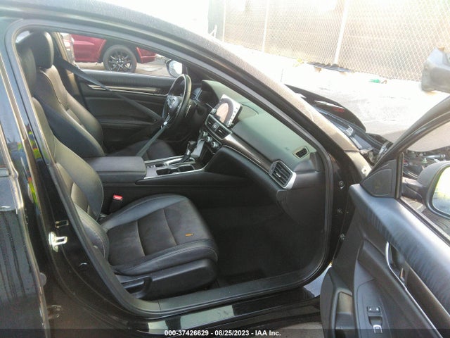2019 HONDA ACCORD SEDAN SPORT 1.5T VIN: 1HGCV1F32KA103375